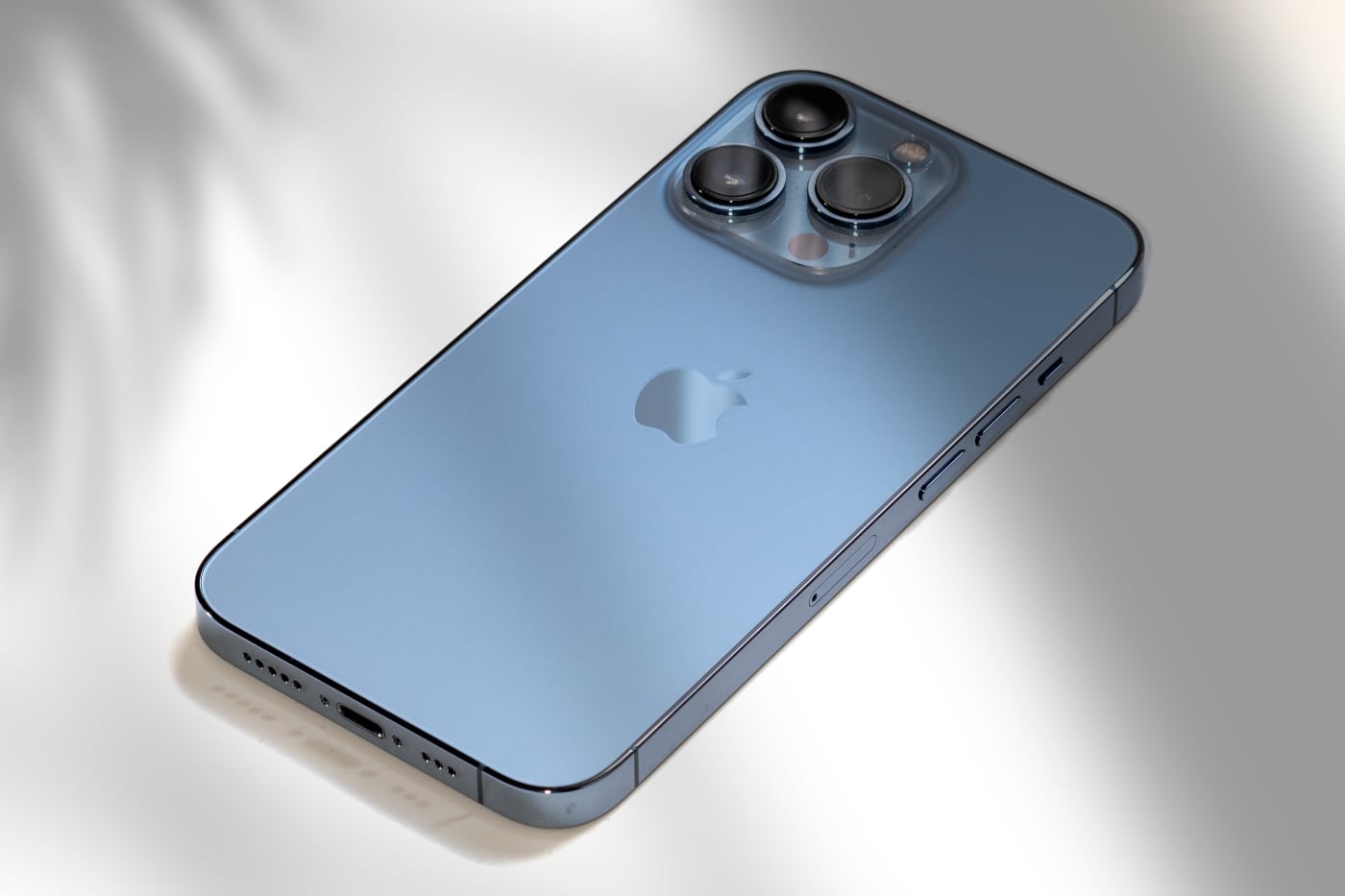 Apple iPhone 13 Pro 128GB Silver купить по лучшей цене, оригинальный ...
